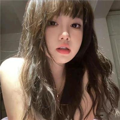 唇彩间谍